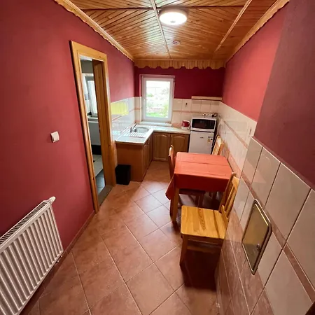 ゲストハウス Privat U Mara