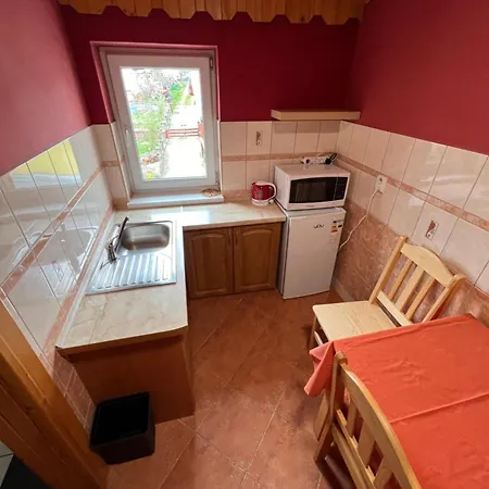 Privat U Mara Guest house *