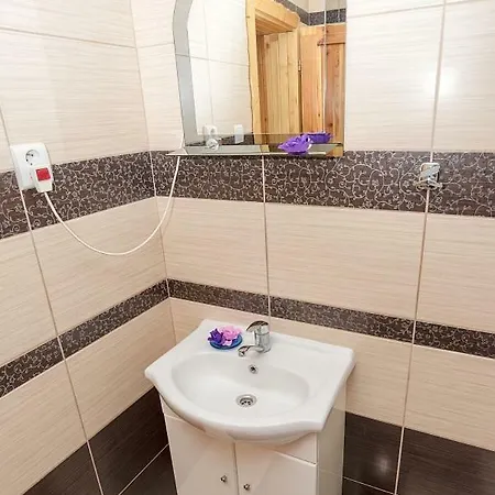 Privat U Mara
